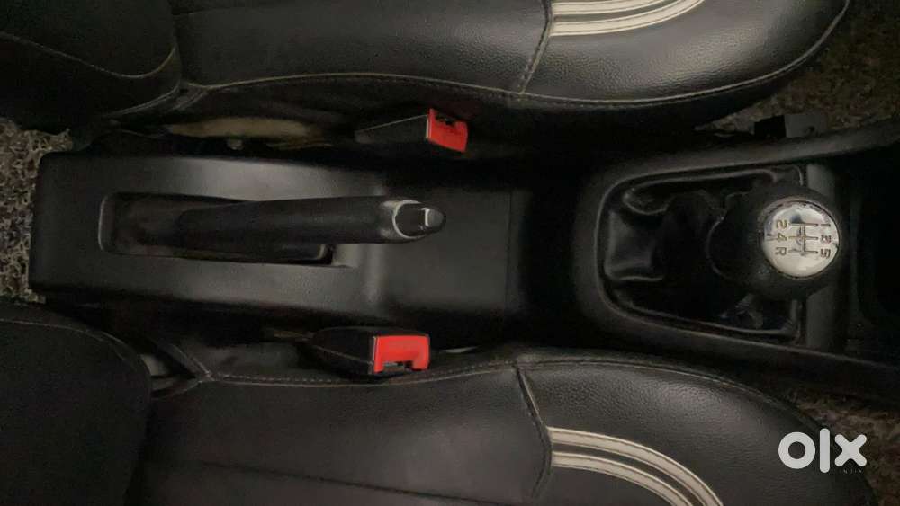 Maruti Suzuki Swift Lxi, 2015, Petrol