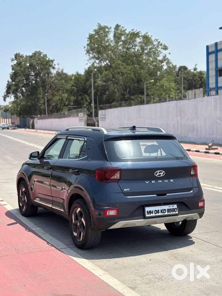Hyundai Venue Sx (o) Mt 1.5 Diesel, 2020, Diesel