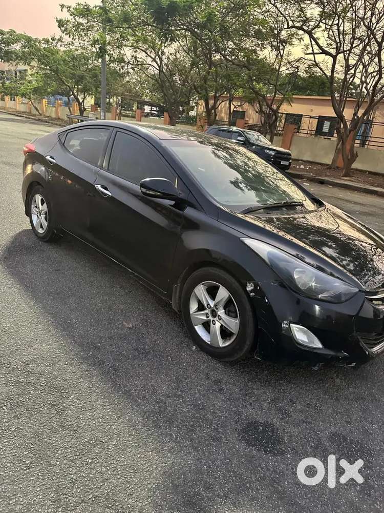 Hyundai Elantra 2013