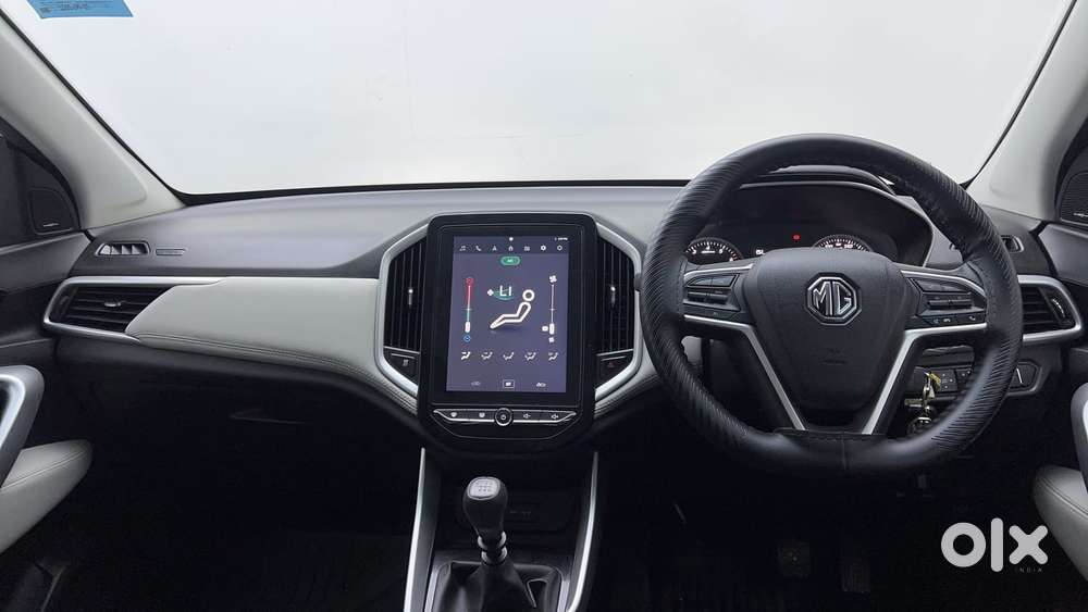 Mg Hector Plus 1.5 Hybrid Super Turbo 7 Str, 2022, Cng & Hybrids
