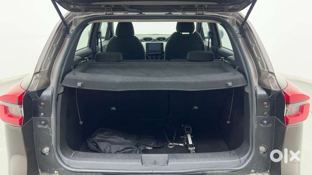 Nissan Magnite 1.0 Xv, 2021, Petrol