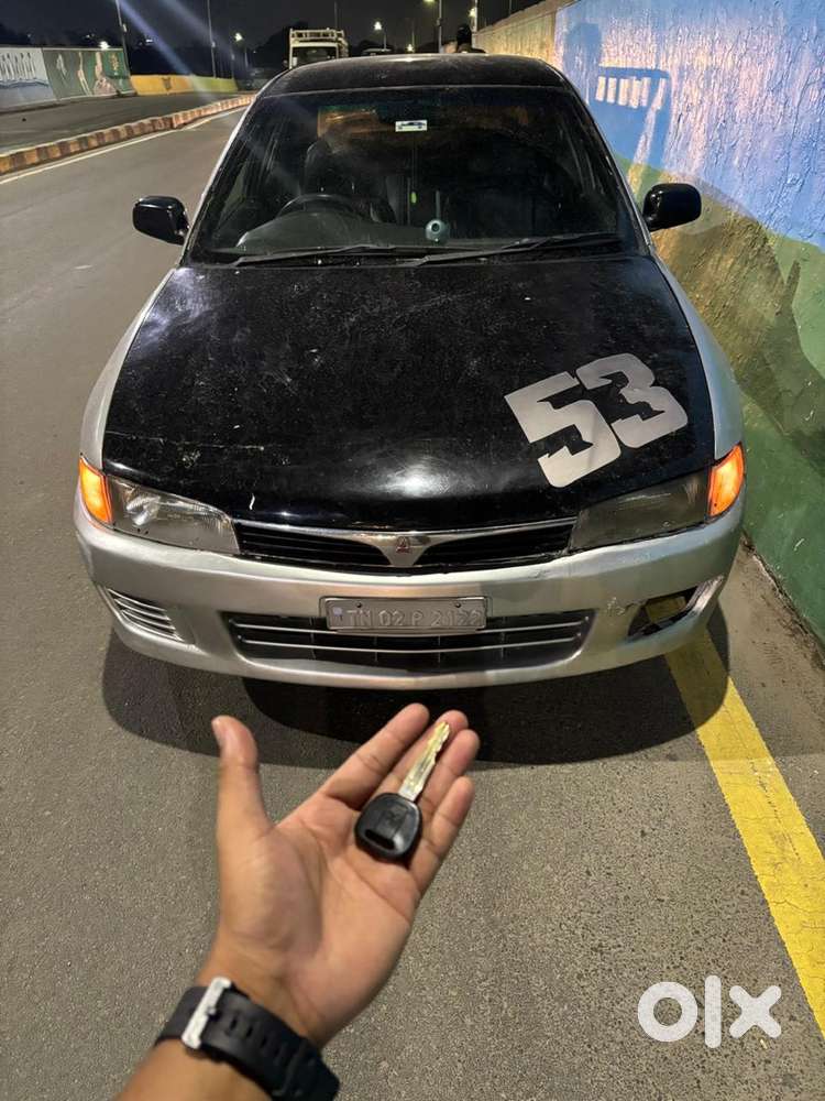 Mitsubishi Lancer 1.5 2000