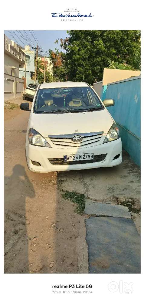 Toyota Innova Hycross 2006