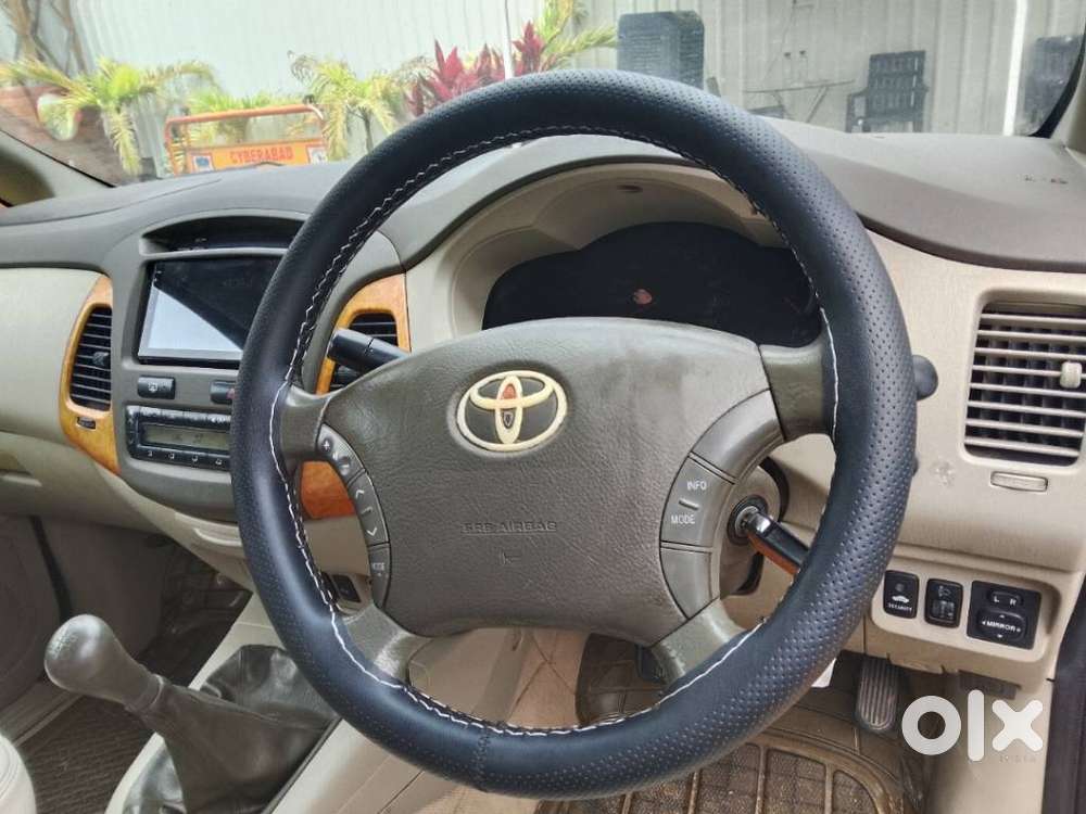 Toyota Innova 2.5 V 7 Str, 2010, Diesel