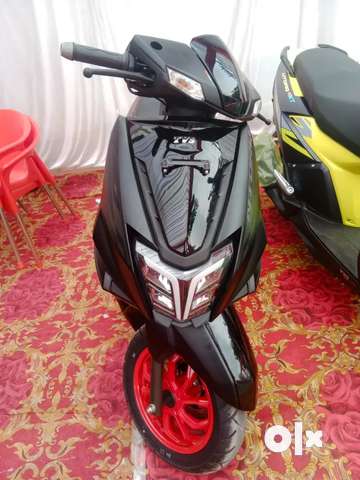 Nhi nya gadi h Scooters 1788676914