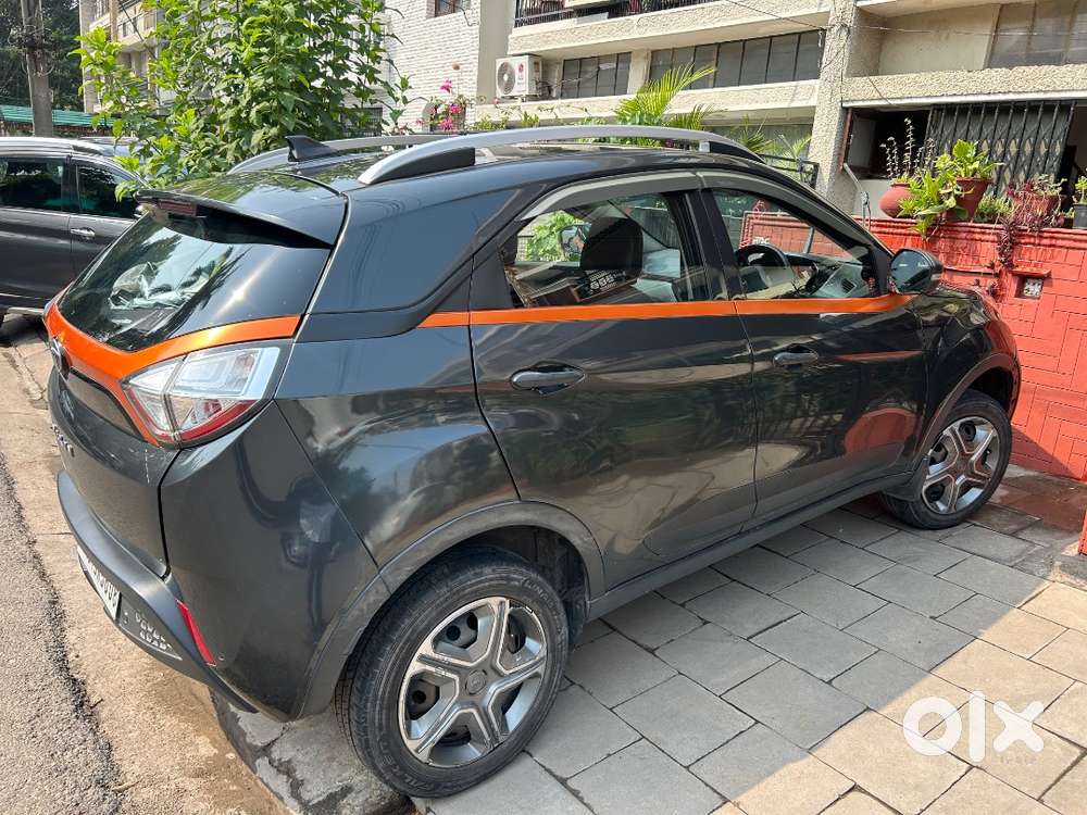 Tata Nexon 2018 Petrol Well Maintained New Condition