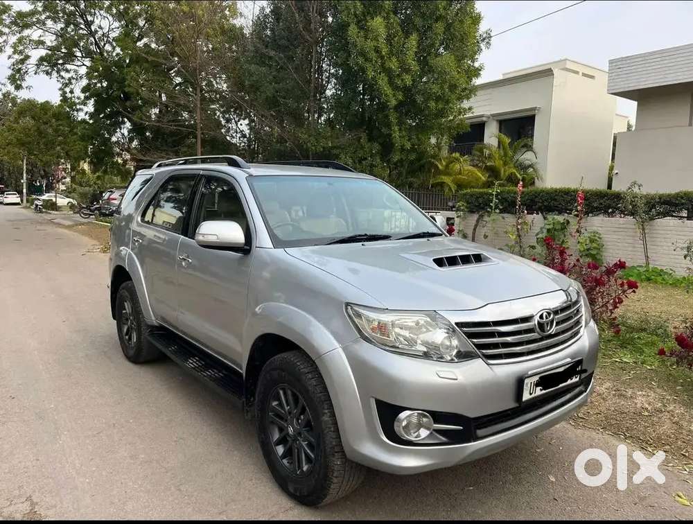 Toyota Fortuner 2015 Diesel Well Maintained