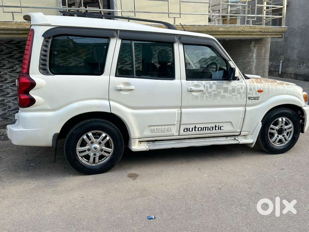 Mahindra Scorpio 2013 Diesel Well Maintained