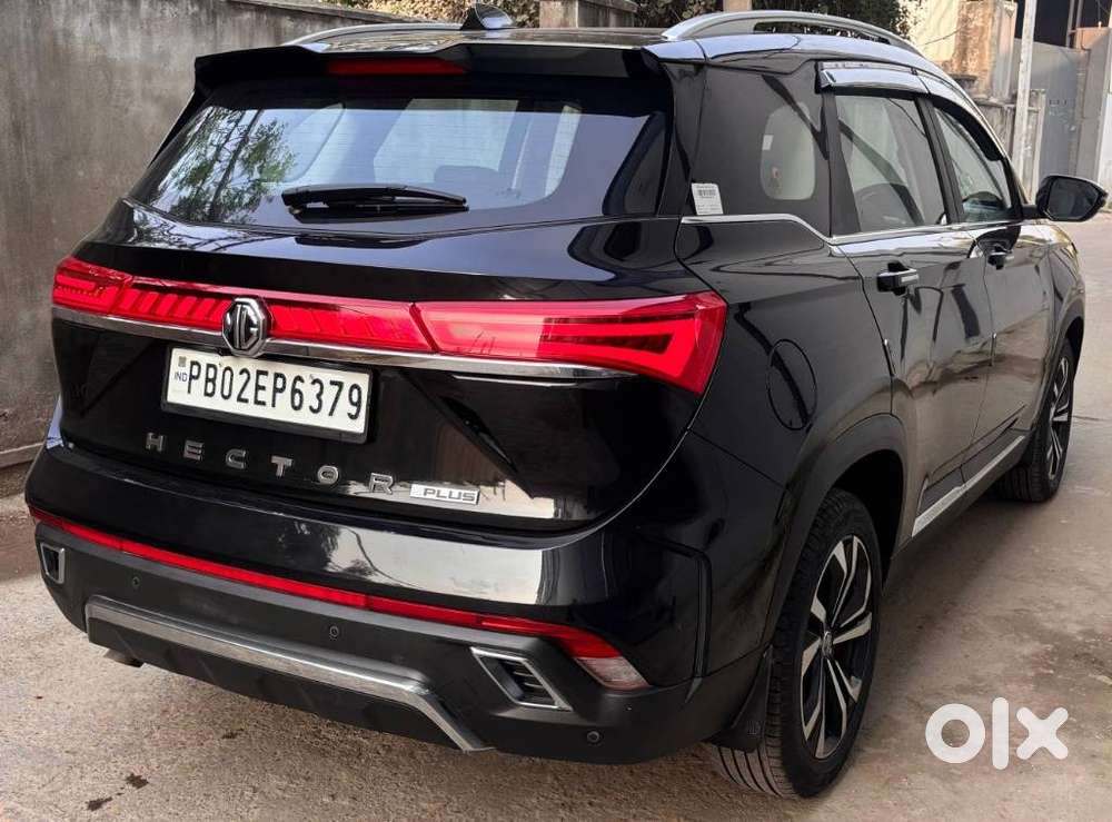 Mg Hector Plus, 2023, Petrol