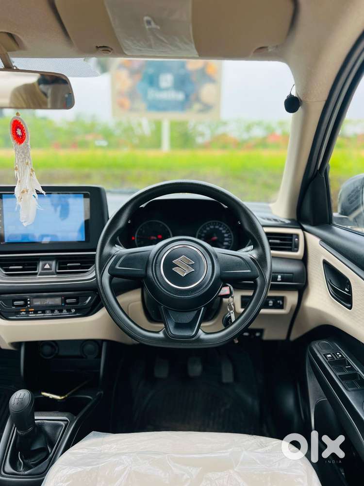Maruti Suzuki Swift Dzire, 2025, Petrol
