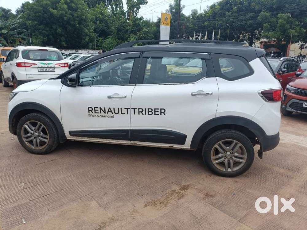 Renault Triber 1.0 Rxz Dual Tone, 2024, Petrol