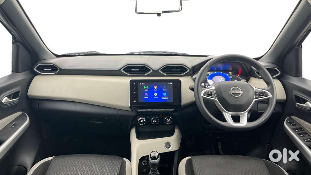 Nissan Magnite 1.0 Xv, 2021, Petrol