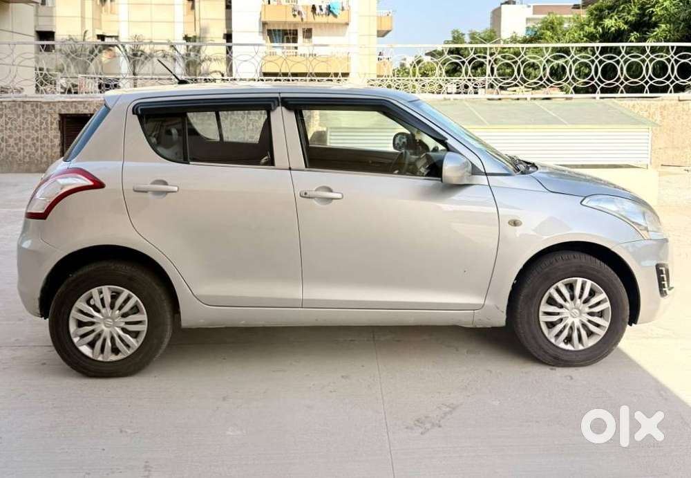 Maruti Suzuki Swift 1.2 Lxi (o), 2015, Petrol