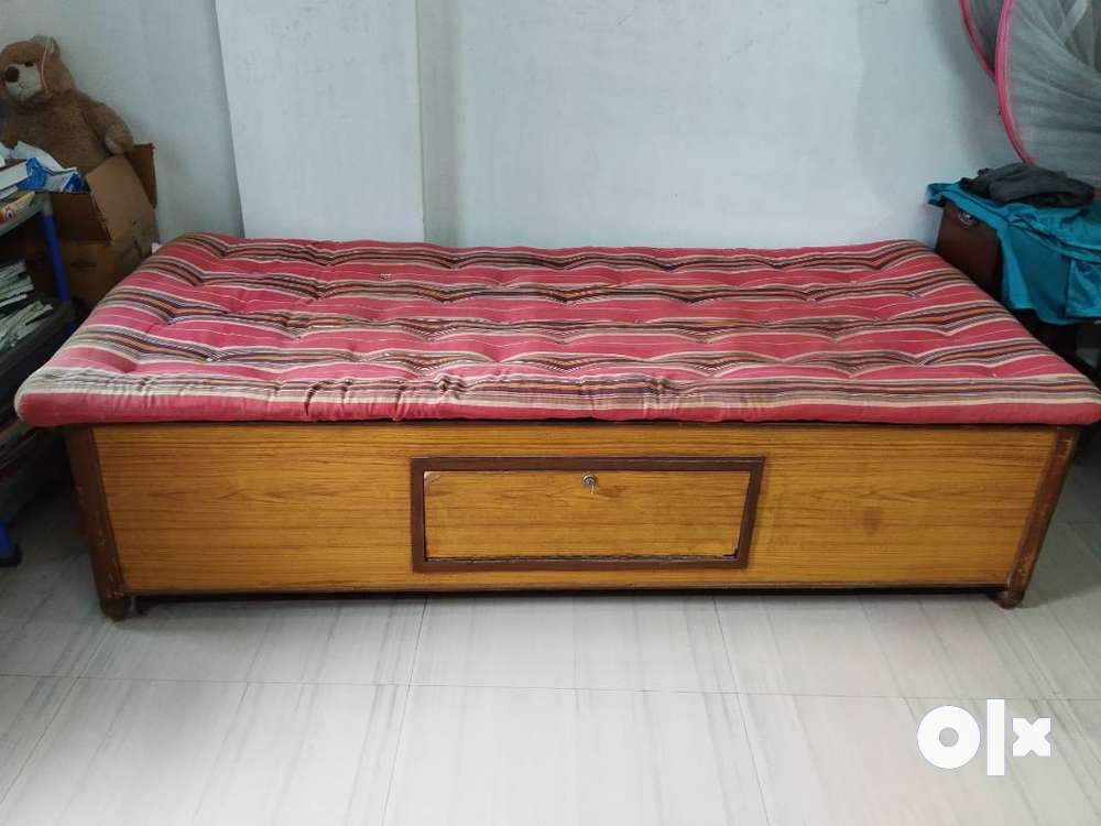 Olx shop old bed