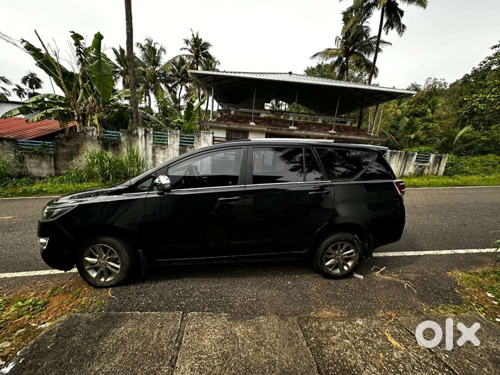 Toyota Innova Crysta 2020 Diesel Well Maintained