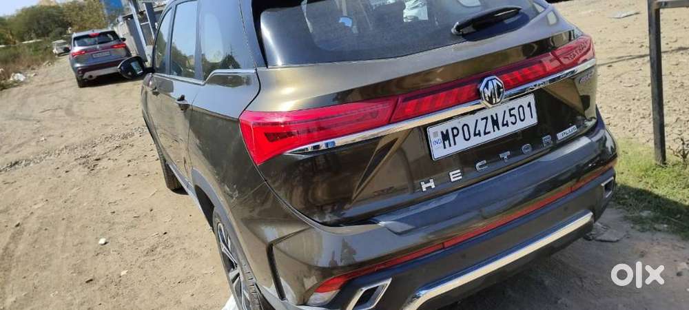 Mg Hector Plus Savvy 2023