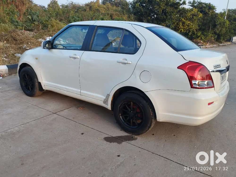 Maruti Suzuki Dzire 2010 Petrol 75215 Km Driven