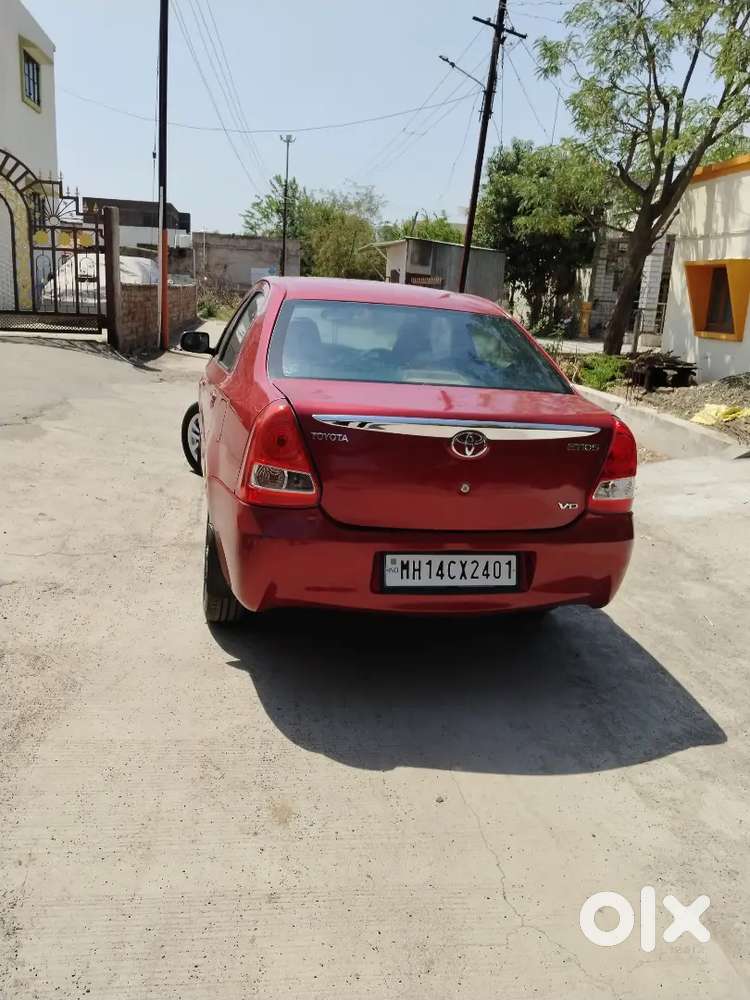 ब्रँड न्यू टायर