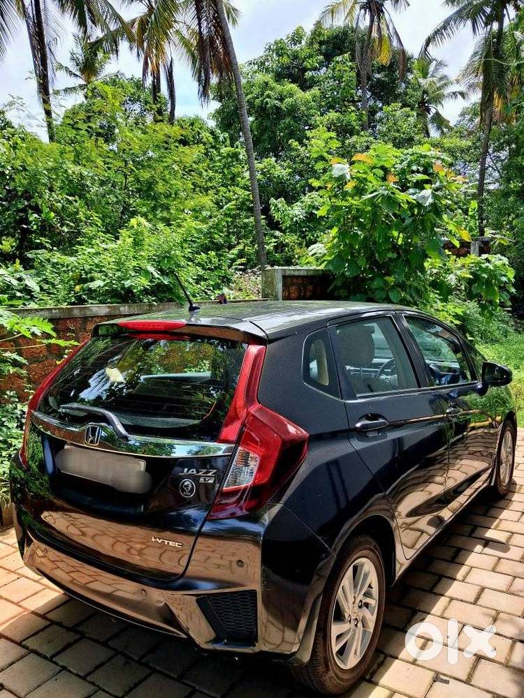 Honda Jazz V Cvt, 2016, Petrol