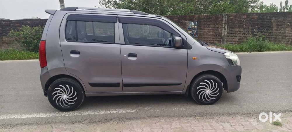 Maruti Suzuki Wagon R Vxi 1.0, 2016, Petrol