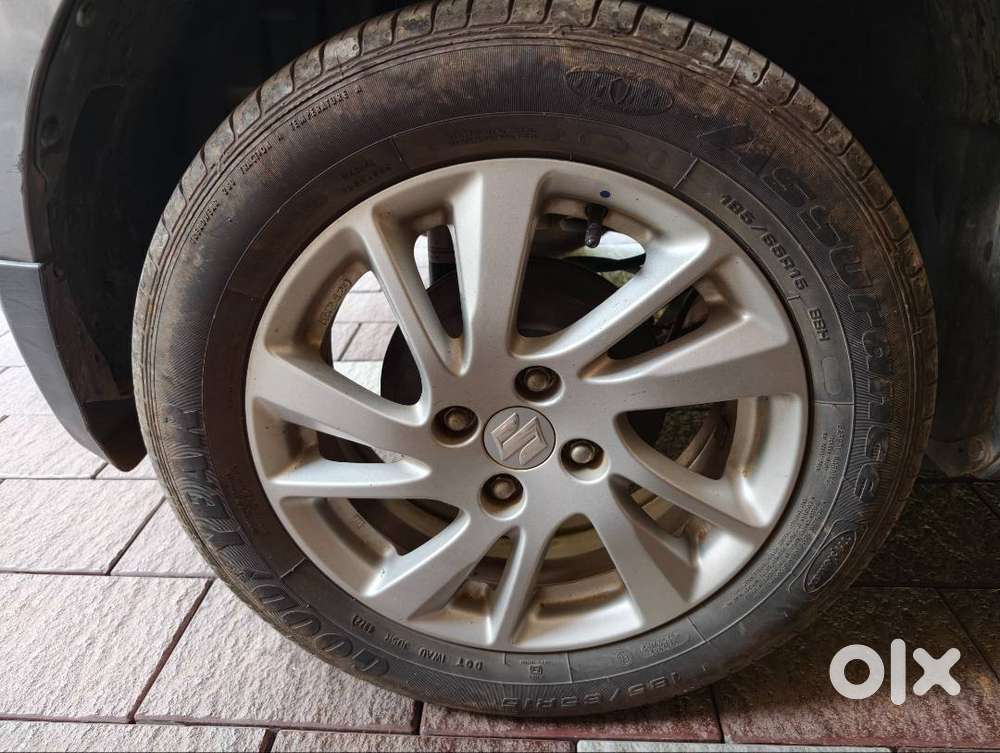 Maruti Suzuki Swift 2013 Petrol 50000 Km Driven