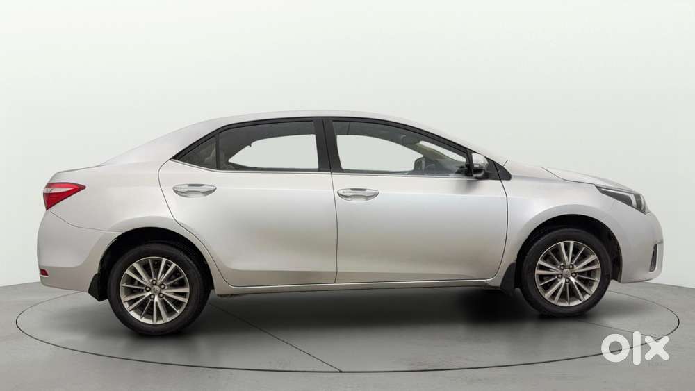 Toyota Corolla Altis 1.8 Gl, 2015, Petrol