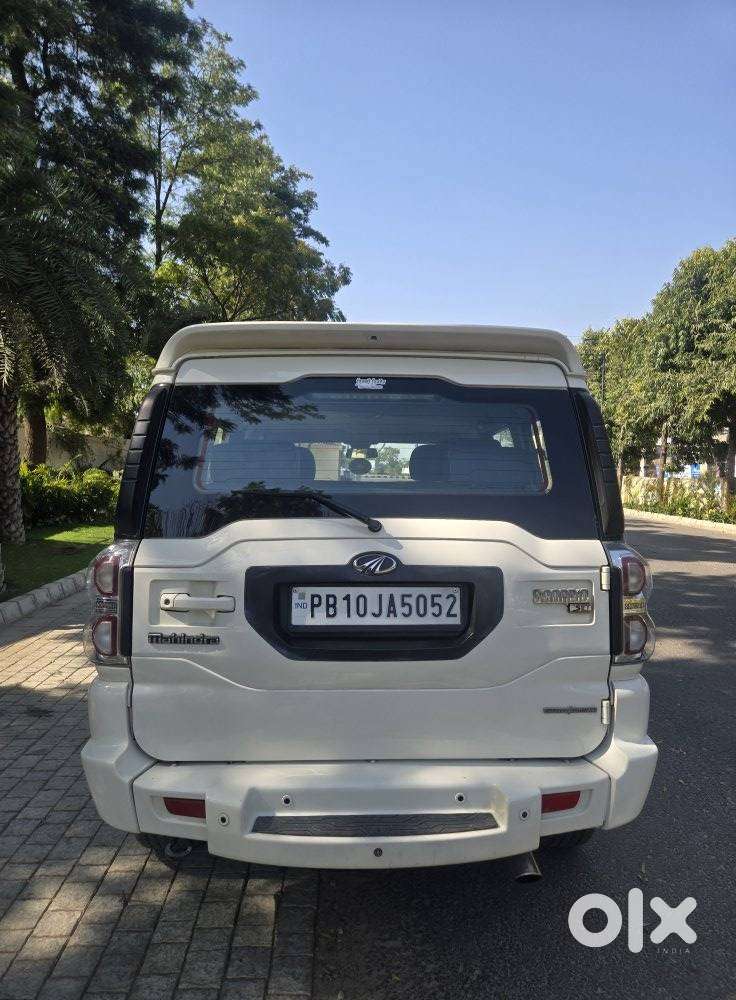 Mahindra Scorpio S10, 2017, Diesel