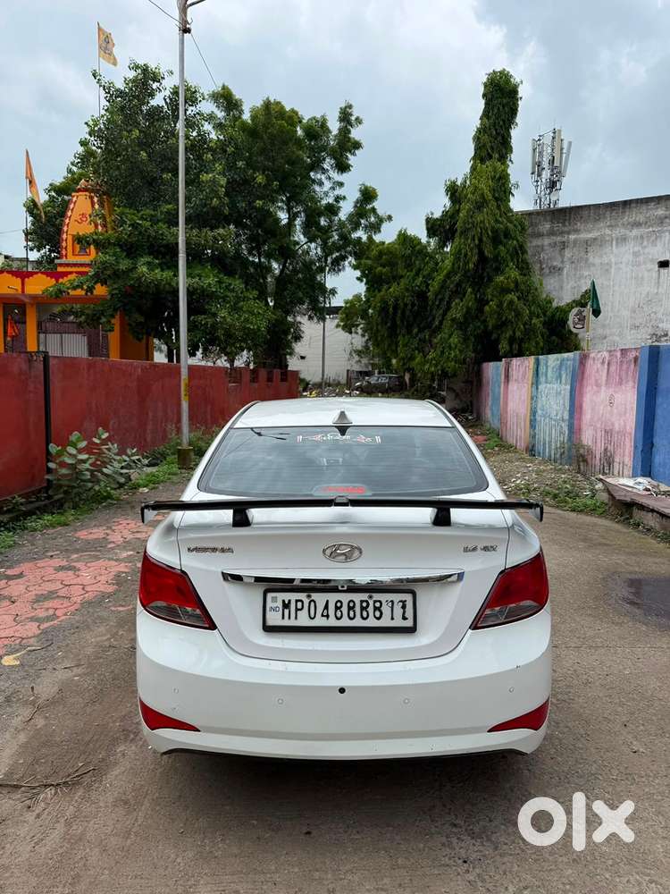 Hyundai Verna Petrol 2016
