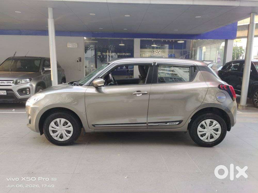 Maruti Suzuki Swift Vxi Optional, 2023, Petrol