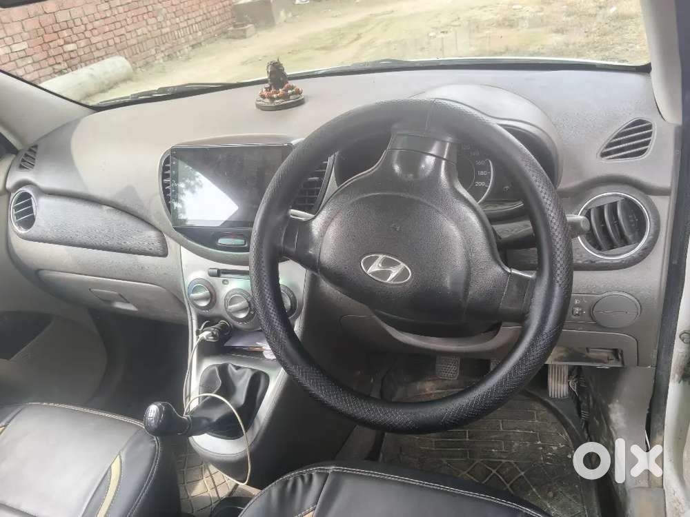 Hyundai  I10  2012