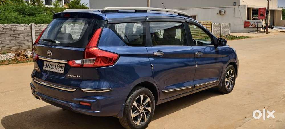 Toyota Rumion V Mt, 2024, Petrol