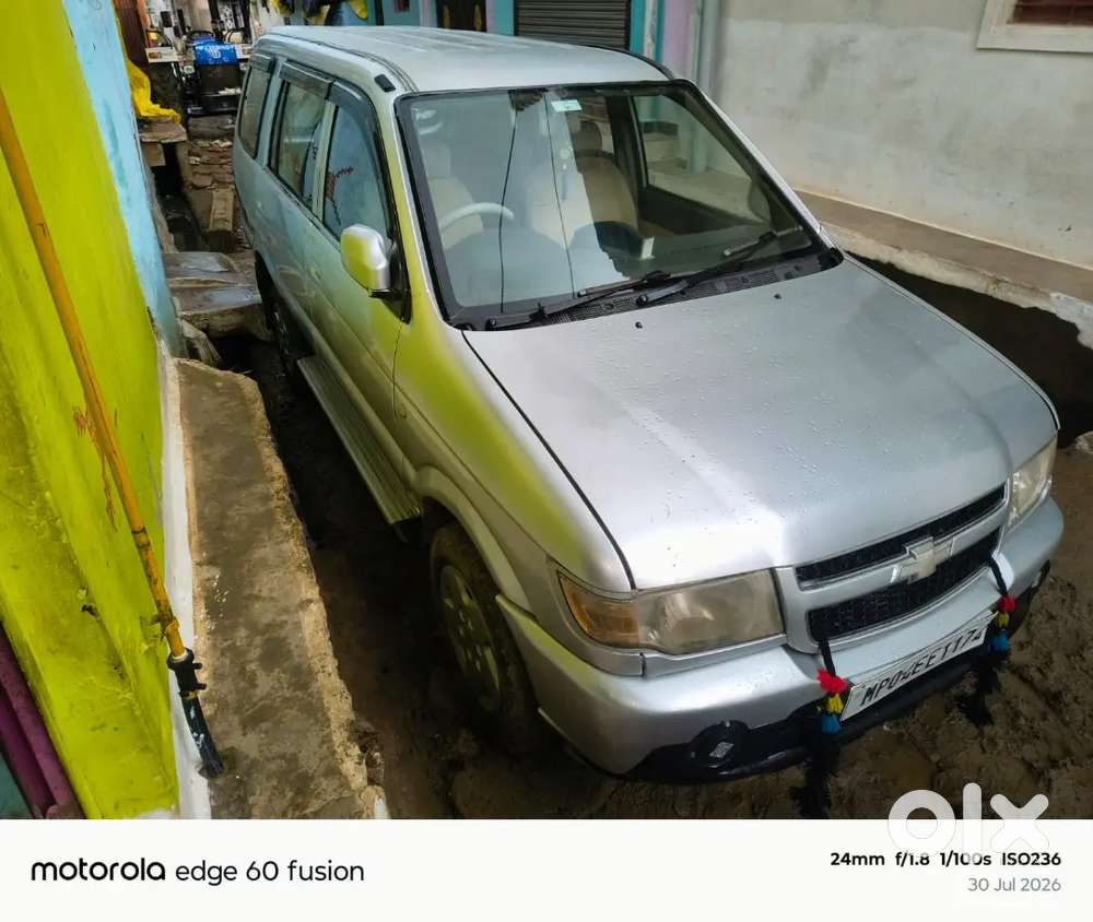2012 Chevrolet Tavera Lt