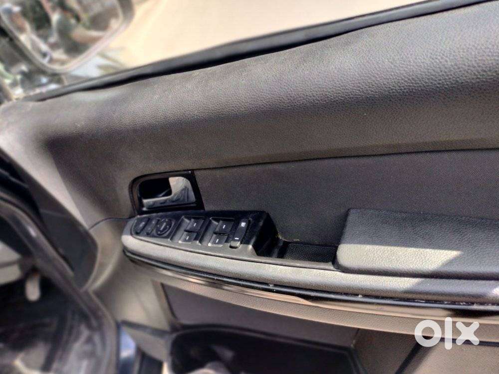 Tata Hexa 2.2 Xe 4x2 7 Str, 2019, Diesel