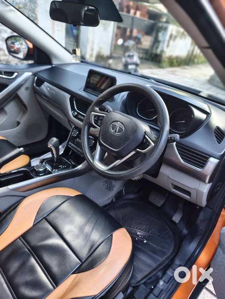 Tata Nexon 1.2 Revotron Xza Plus Dualtone, 2018, Petrol