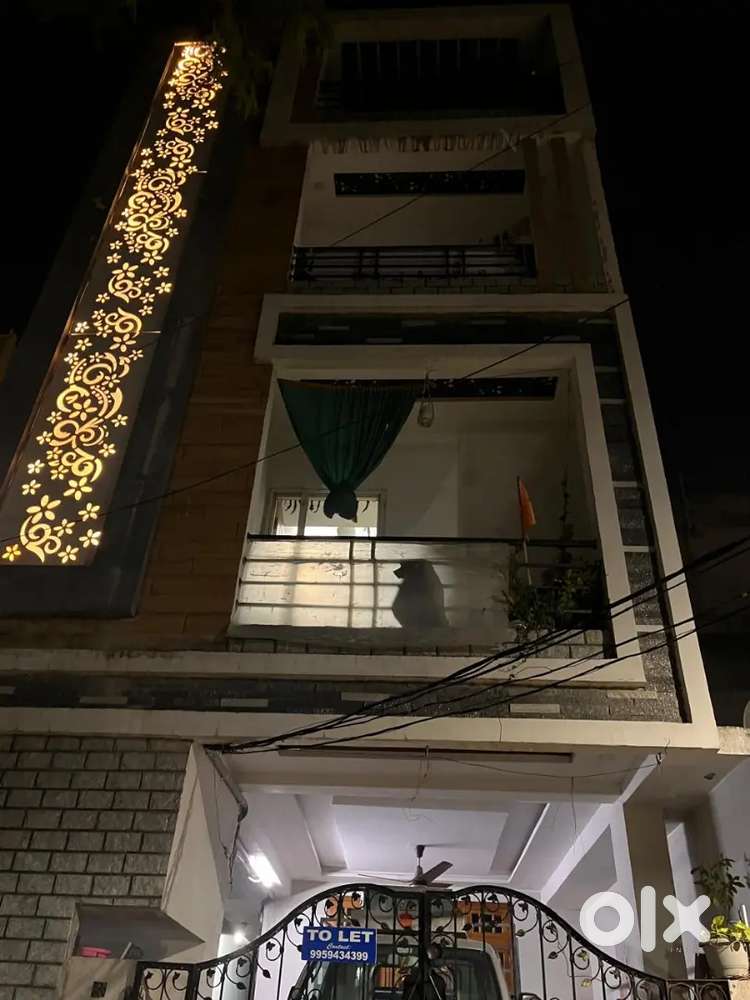 Pravathi house