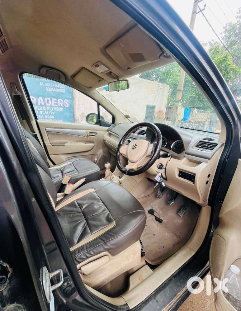 Maruti Suzuki Ertiga Vxi Abs Bs Iv, 2015, Petrol