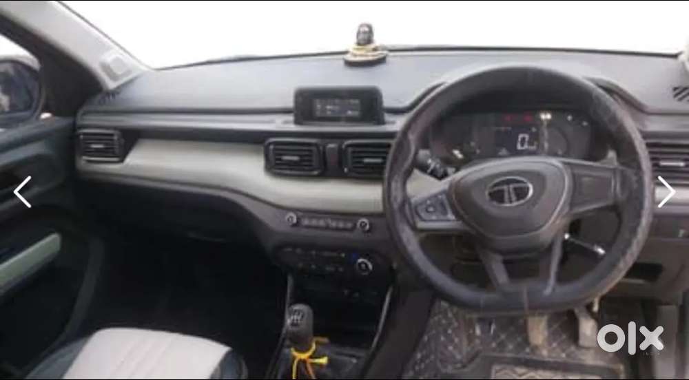 Tata Punch 2025 Cng & Hybrids 13300 Km Driven
