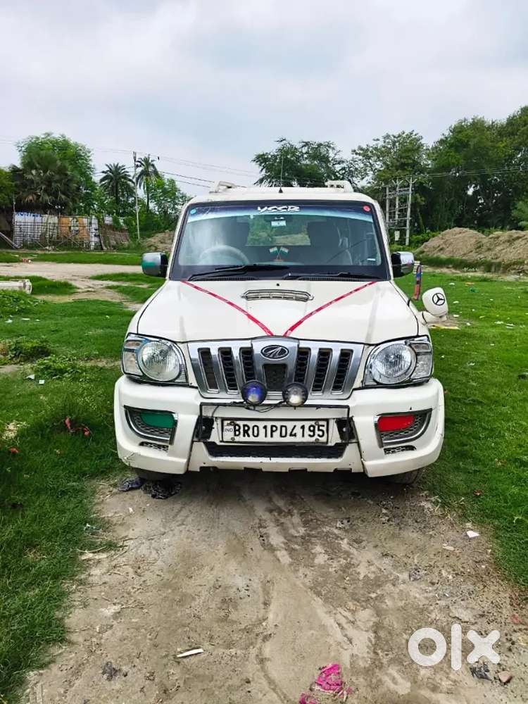 Mahindra Scorpio 2012 Diesel Automatic Second Owner