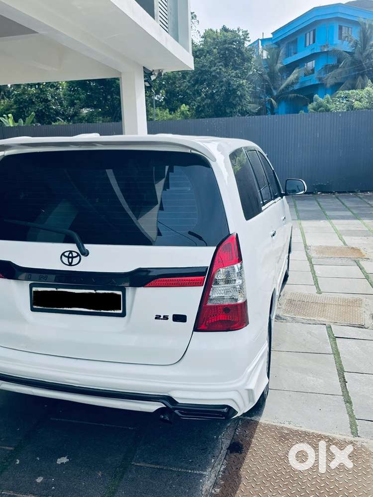 Toyota Innova Diesel 2014 Km Driven