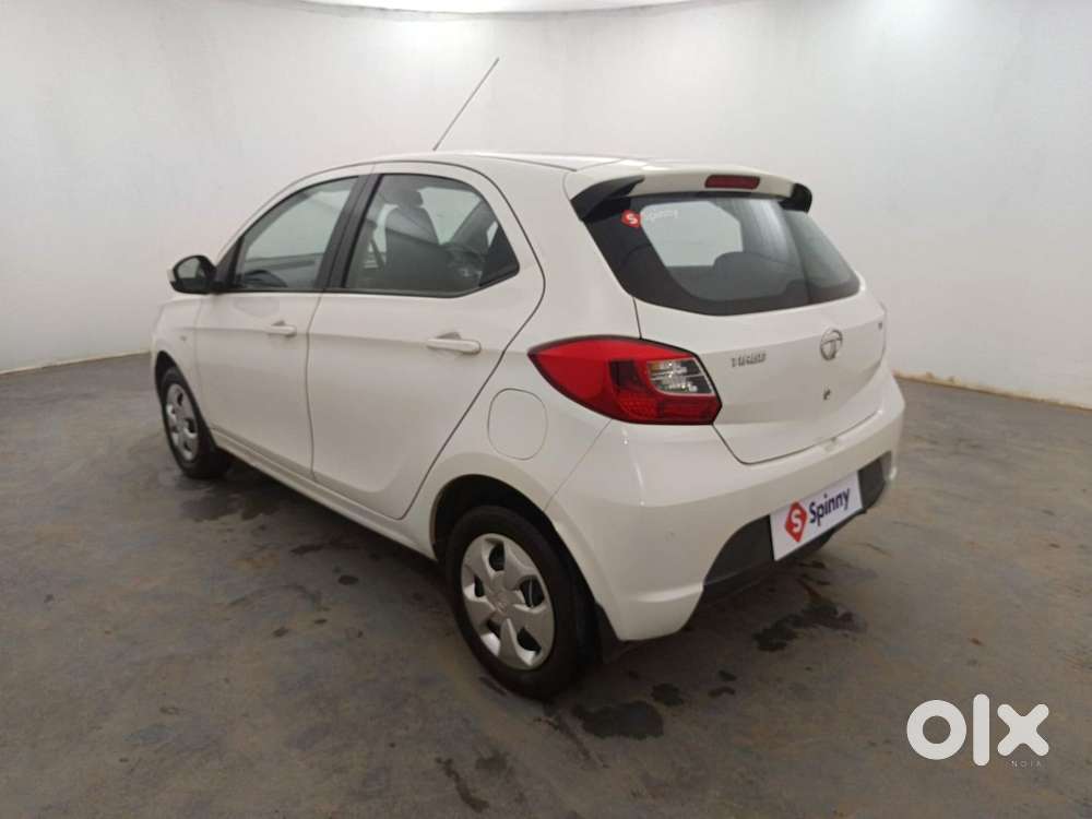 Tata Tiago 1.2 Revotron Xt, 2016, Petrol