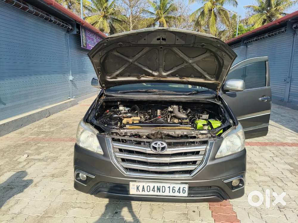 Toyota Innova 2013 (g) Version