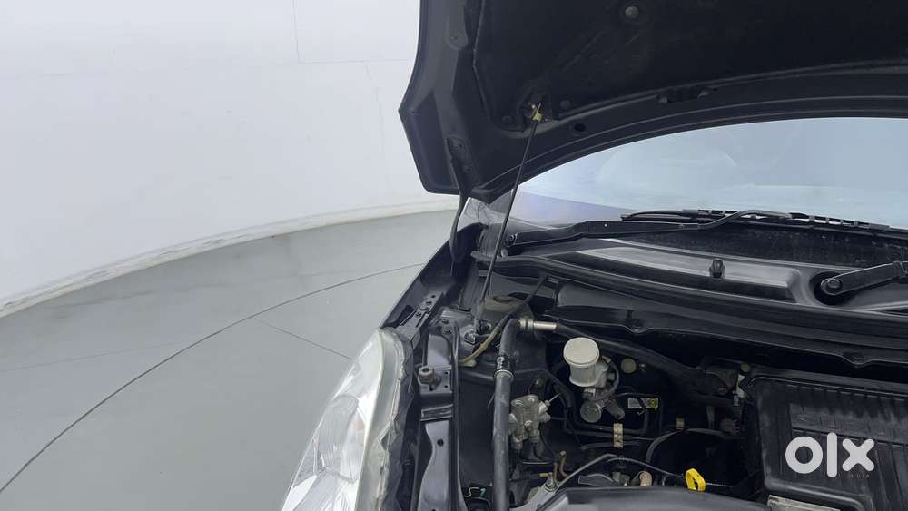 Maruti Suzuki Swift Vvt Vxi, 2016, Petrol