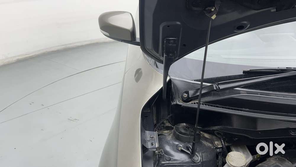 Maruti Suzuki Swift Vvt Vxi, 2022, Petrol