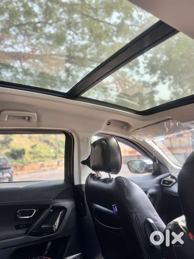 Tata Safari 2.0 Kryotec Xt Plus Dark Edition, 2023, Diesel