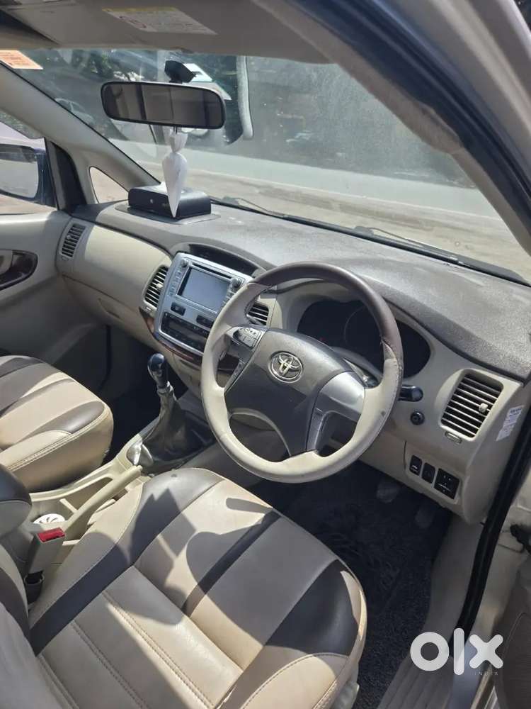 Toyota Innova 2013 Diesel Well Maintained