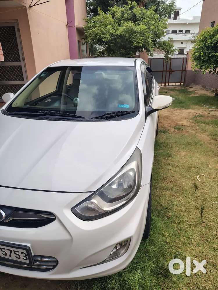 Hyundai Verna 2014 2nd Top Model