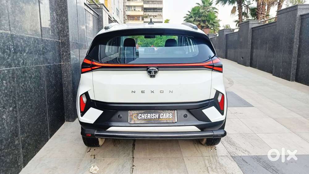 Tata Nexon Creative 1.2 Revotron Petrol 6 Amt, 2023, Petrol