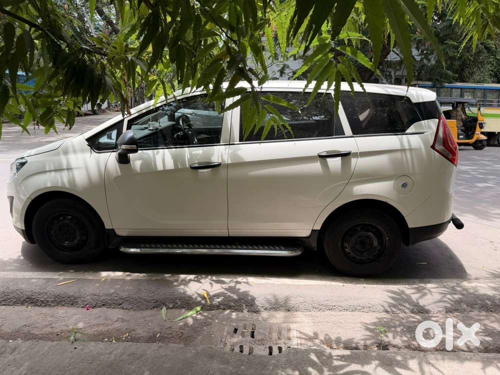 Mahindra Marazzo Diesel 2020 8 Seater