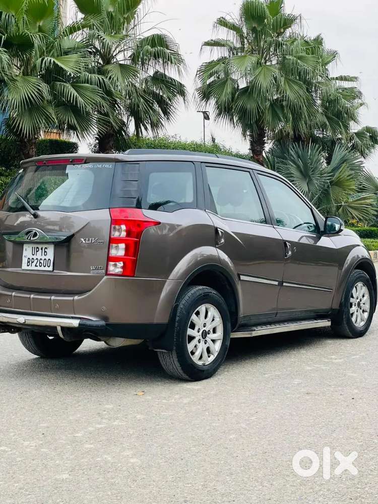 Mahindra Xuv500 W10 Fwd 2017 Diesel Auto Sunroof 1st Owner Top Model