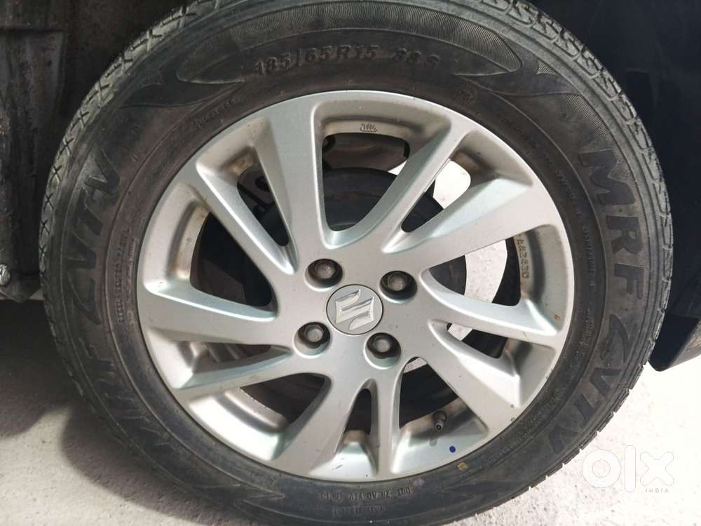 Maruti Suzuki Swift 1.3 Zxi, 2013, Petrol